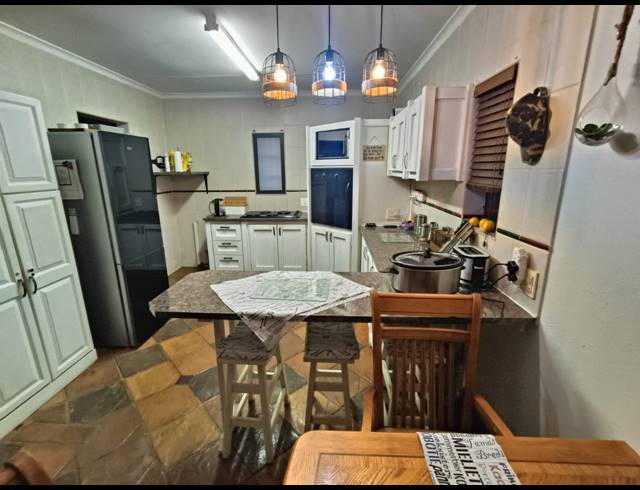 3 BEDROOM HOUSE FOR SALE IN SAFARI GARDENS